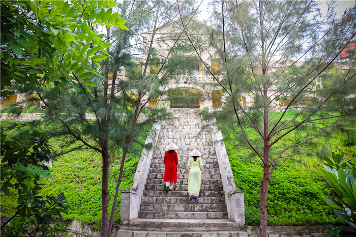 Xứ Huế trong lòng NTU – Trần Thị Phương Hạnh